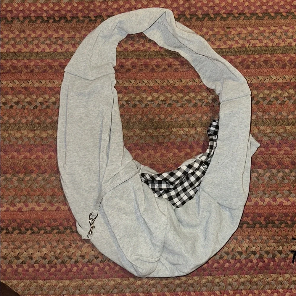 NWOT CUBY GREY GINGHAM DOG CAT PET TRAVEL SLING CARRY